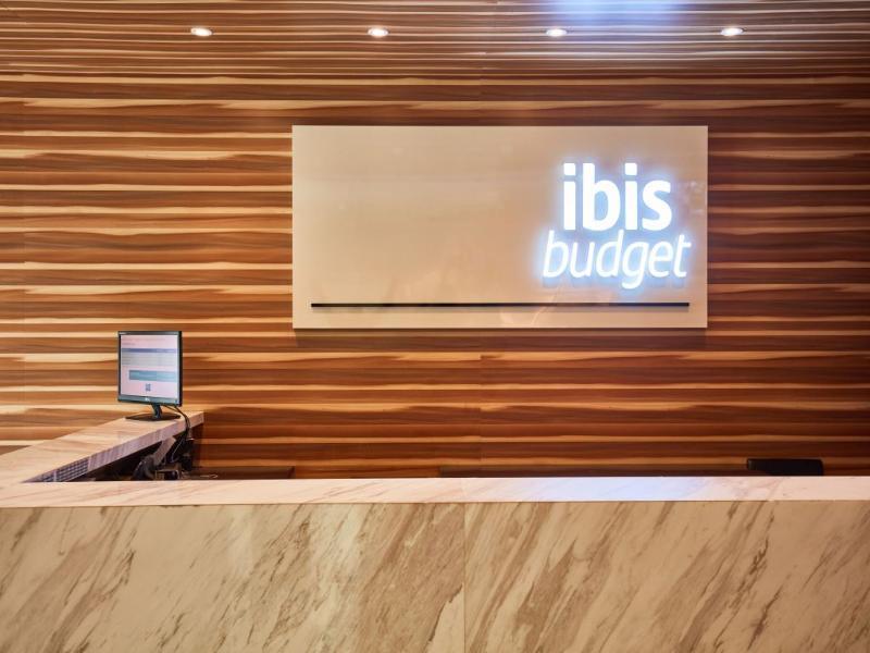 Khách sạn Ibis Budget Crystal Singapore